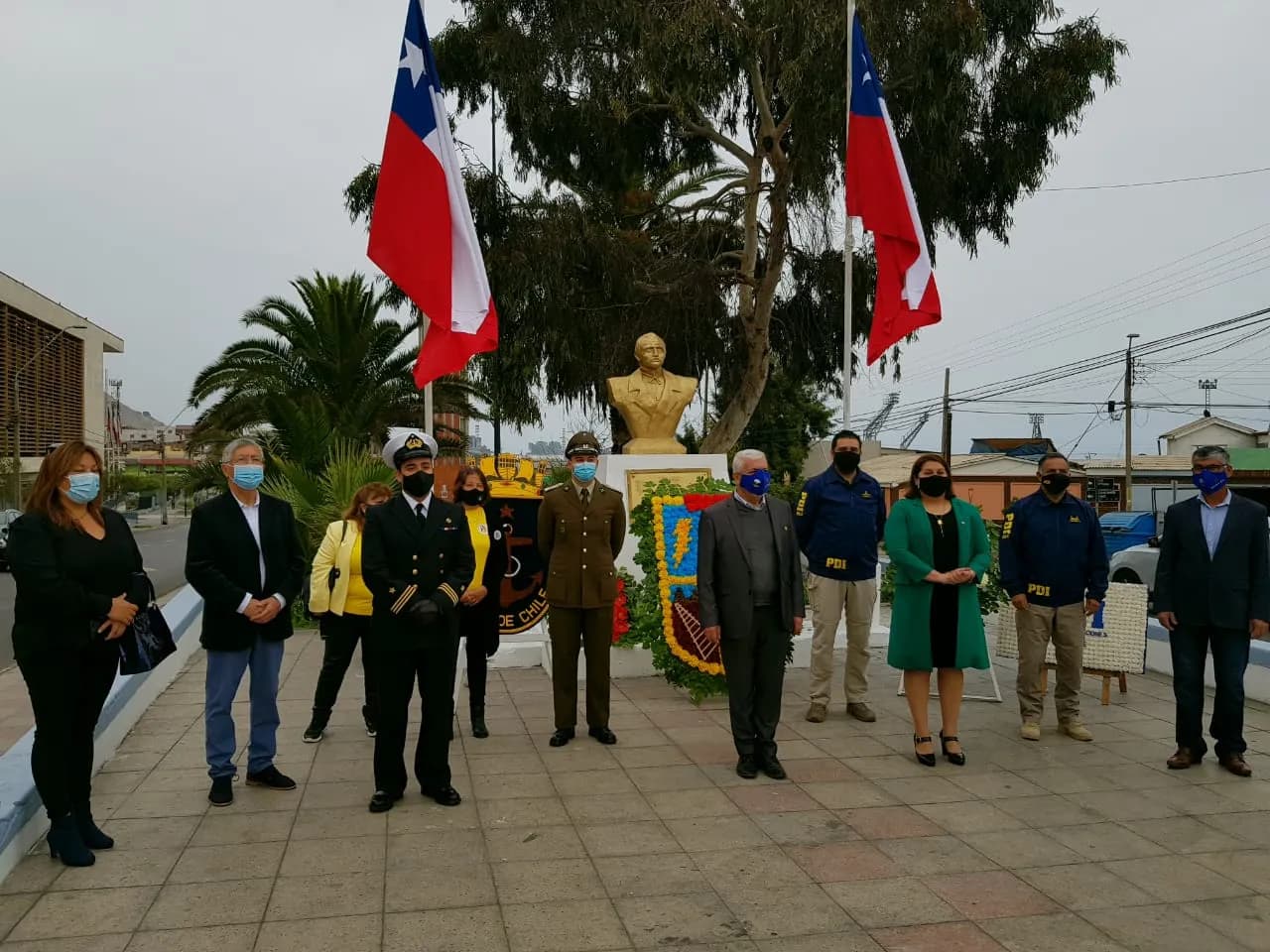 Actividades como ofrendas florales y entrega de distinción al mérito ciudadano.