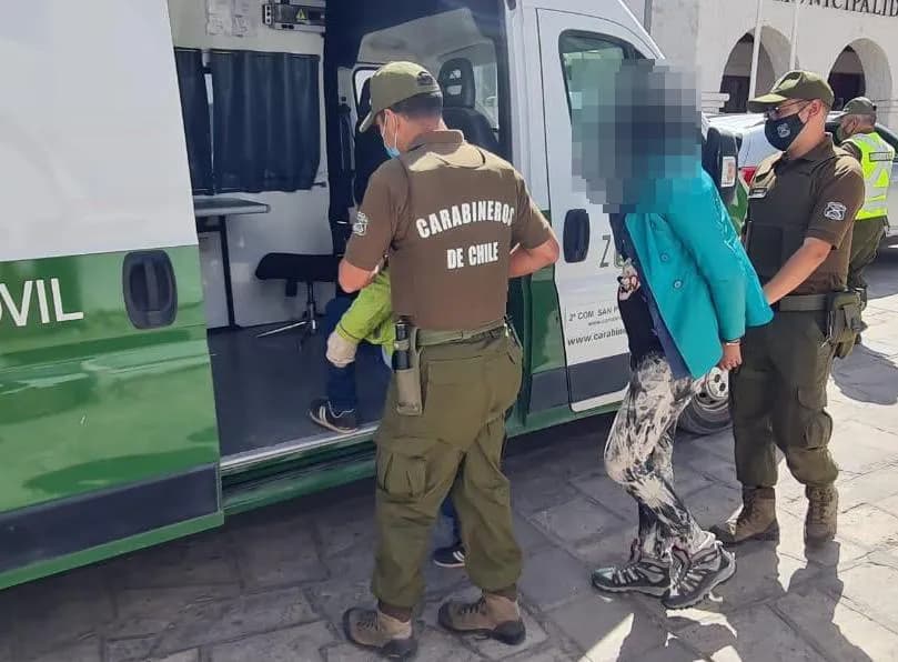 Detenidos por robo en lugar habitado. Víctima sorprende a delincuente en su dormitorio en San Ped...