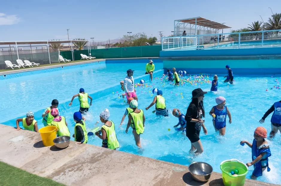 Exitosa participación de niños y jóvenes en María Elena Veranea 2024