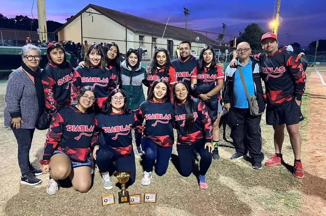 Diablas hacen historia y obtienensu primer logro internacional. Tocopillanas salieron terceras en...