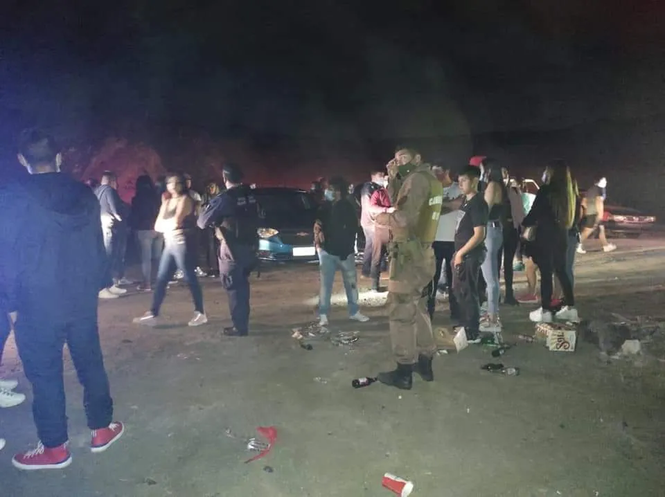 Antofagasta: 41 detenidos en carrete playero.