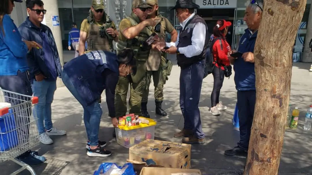 Operativo Sanitario: Incautación de Alimentos y Acciones Preventivas en los Alrededores del Hospi...