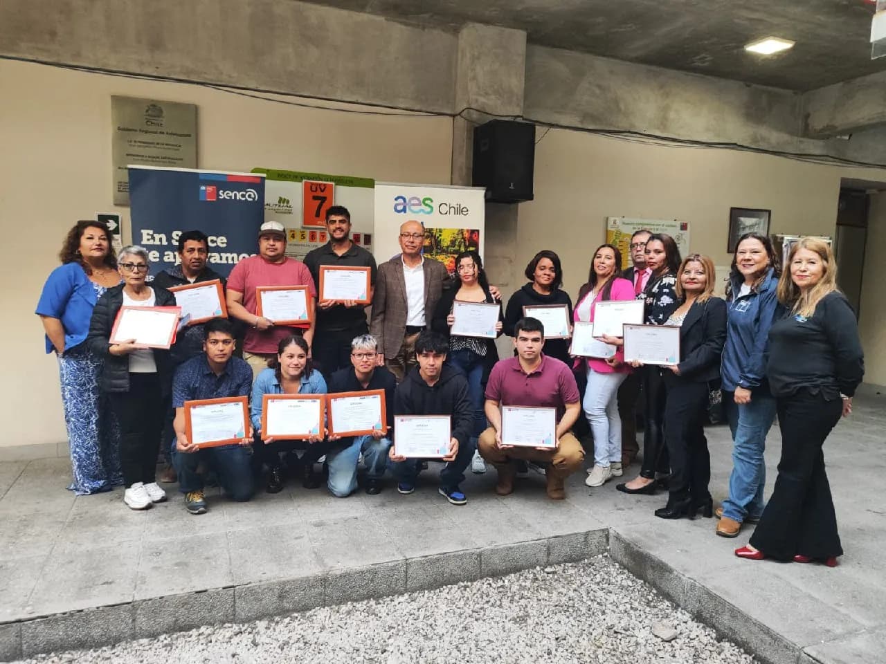 Tocopillanos reciben certificación tras finalizar con éxito cursos de capacitación