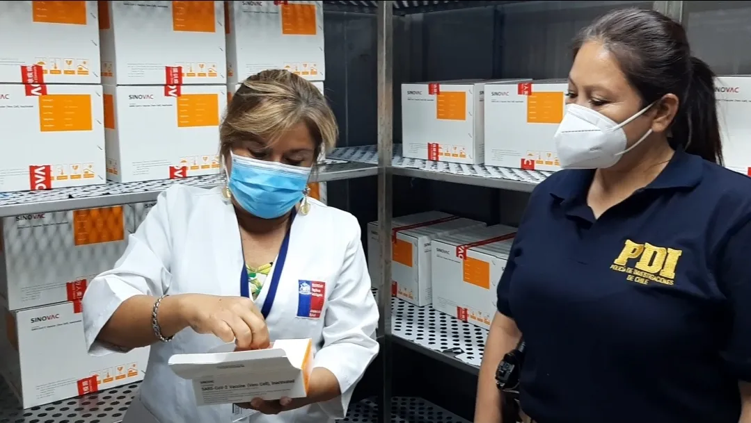 Instituto de Salud Pública (ISP) Liberan formalmente las dosis contra el Covid-19.