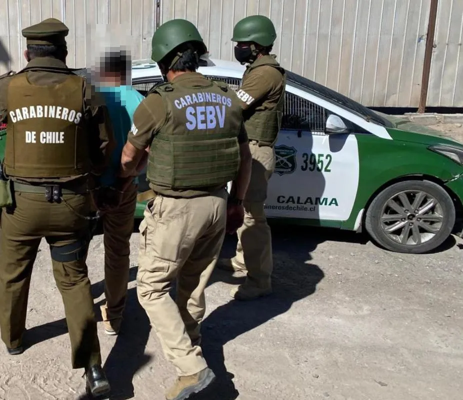Carabineros desarticula banda dedicada al robo de vehículos en Calama.