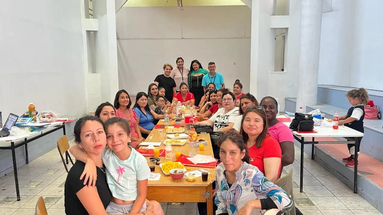 Mujeres de Tocopilla concluyen talleres de emprendimiento