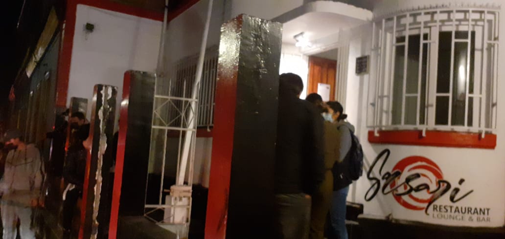 Cerca de 80 personas detenidas en local en Tocopilla.