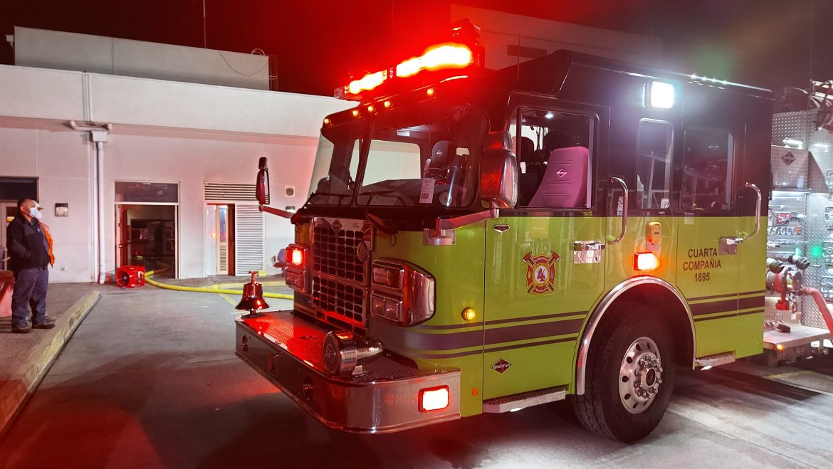 Incendio en una oficina administrativa del Hospital Marcos Macuada se tuvo que realizar la evacuación completo del establecimiento de salud.