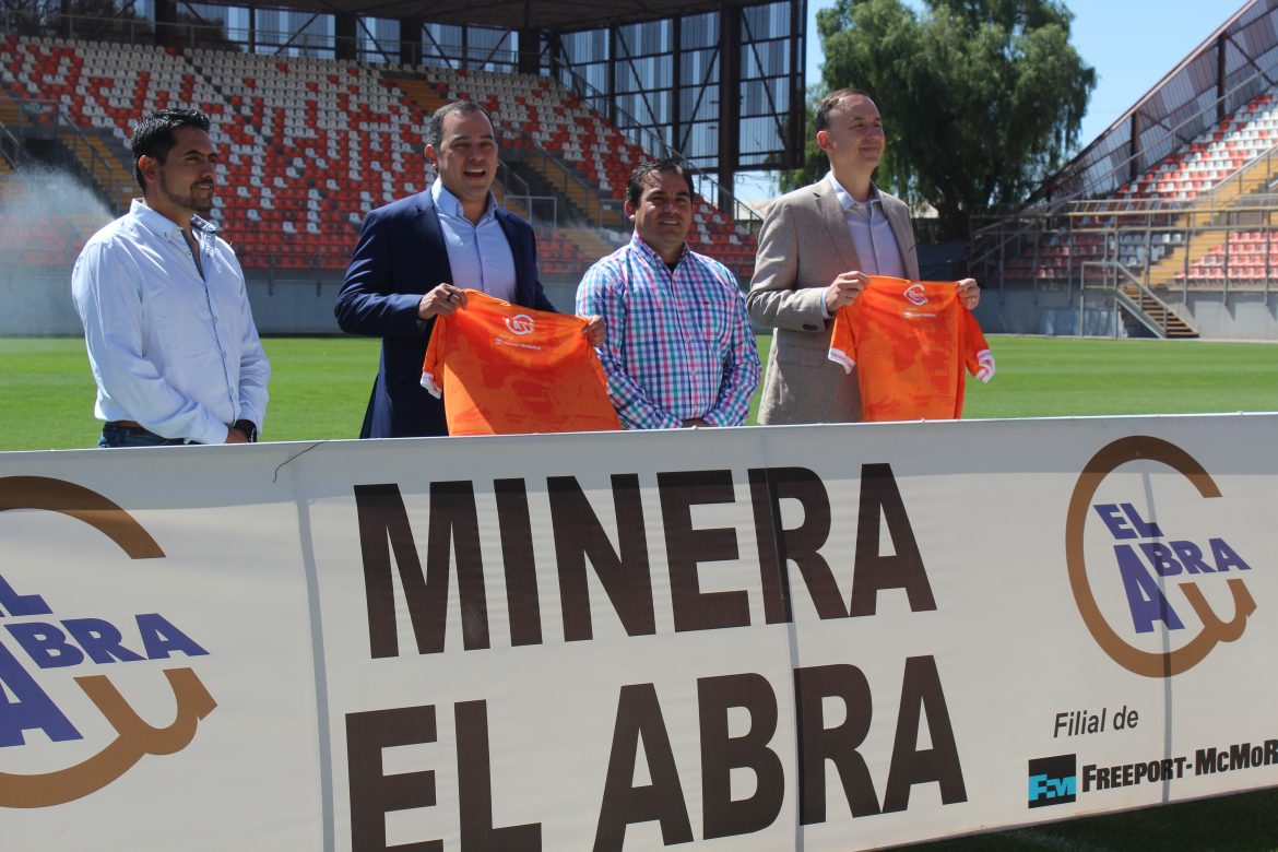 Minera El Abra renovó convenio con Club de Deportes Cobreloa.