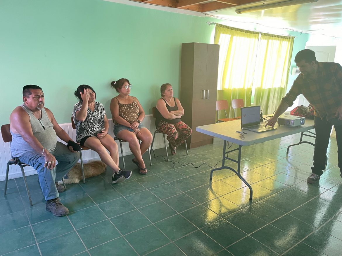 Vecinos/as de Tocopilla participaron en taller para mejorar la esquina de Julieta Campusano con Teniente Uribe.