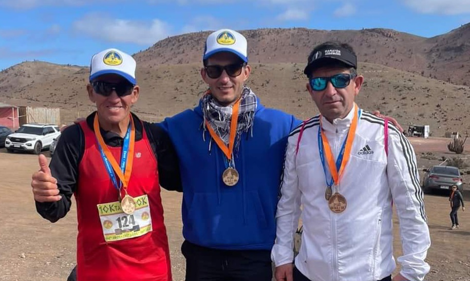 Tocopillanos ganan tres medallas en la “Trail Run” de Taltal.